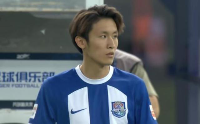 【中超】尹鸿博谢维军进球 津门虎客场1比1梅州客家